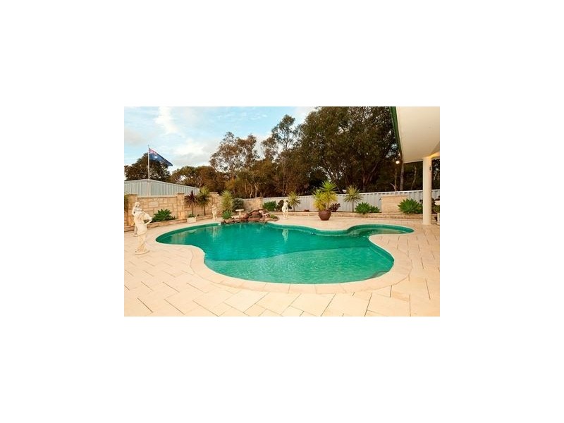 23 Culeenup Road, North Yunderup WA 6208