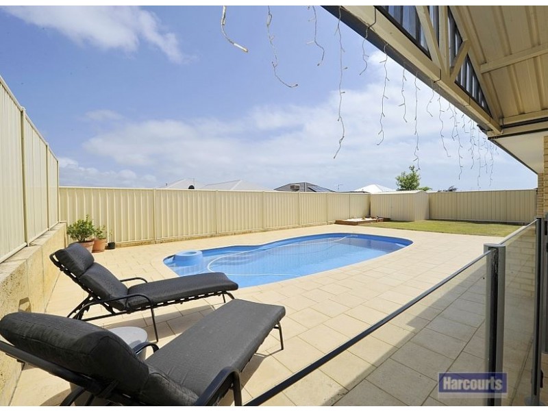 5 Prentice Way, Lakelands WA 6180