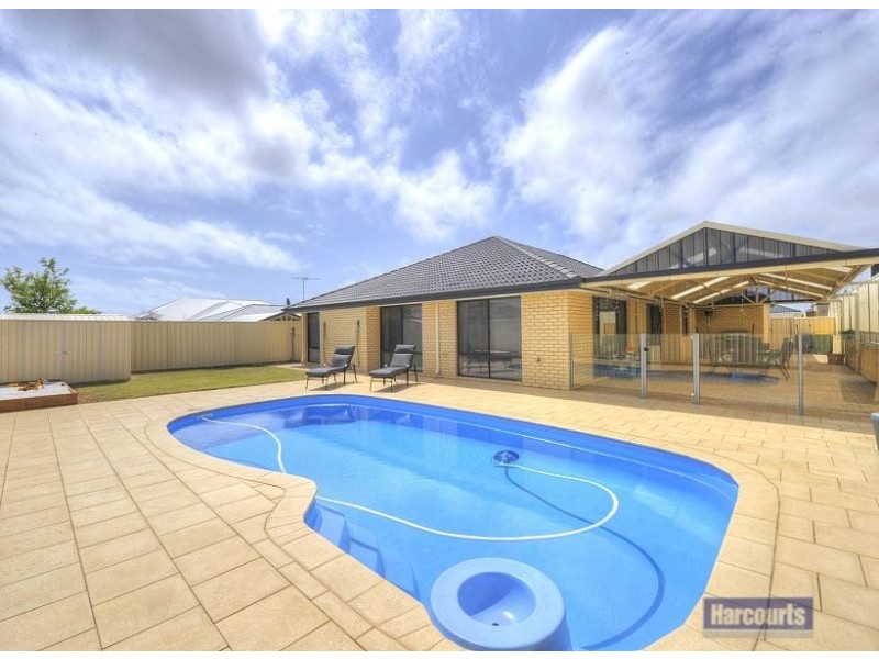 5 Prentice Way, Lakelands WA 6180