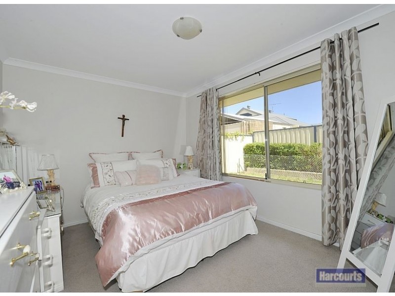 13 Dias Pass, Dudley Park WA 6210