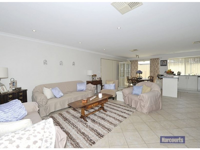 13 Dias Pass, Dudley Park WA 6210