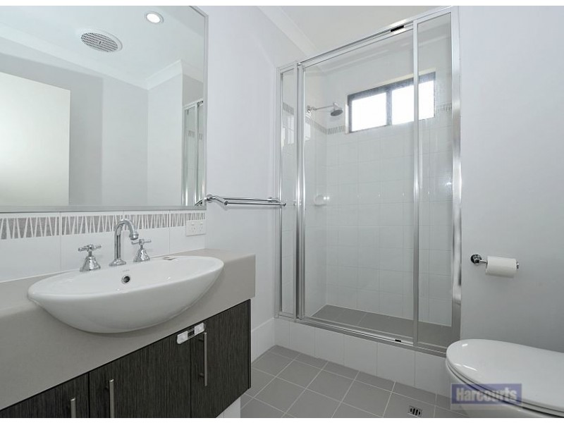 2a Bushlark Turn, Erskine WA 6210