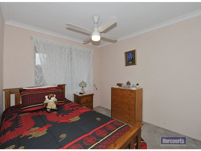 37 Casuarina Drive, Halls Head WA 6210