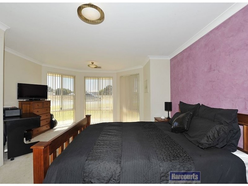 13 Mundaring Crescent, Dawesville WA 6211