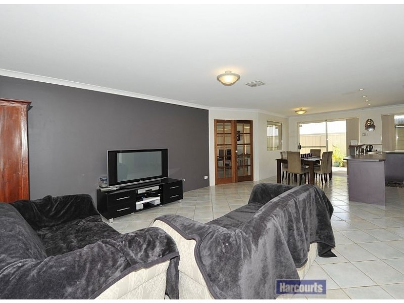 13 Mundaring Crescent, Dawesville WA 6211