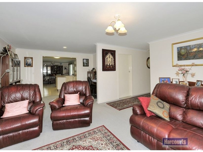 7 Robin Court, Singleton WA 6175