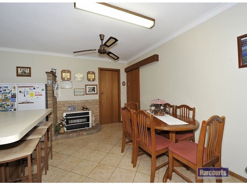 15 Yanagin Road, Greenfields WA 6210