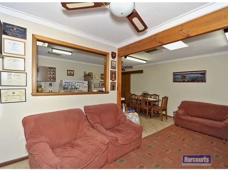 15 Yanagin Road, Greenfields WA 6210