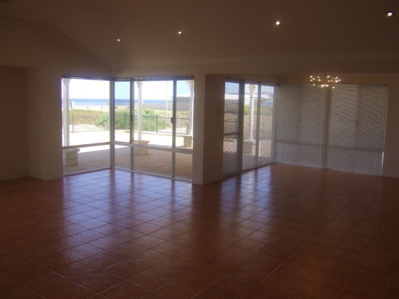 2 Dongara Vista, Dawesville WA 6211