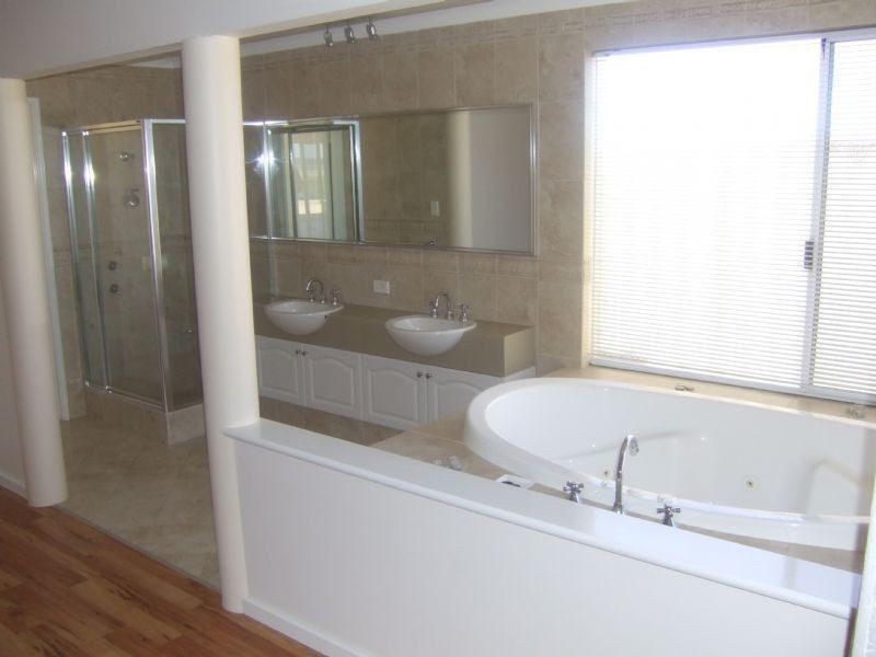 2 Dongara Vista, Dawesville WA 6211
