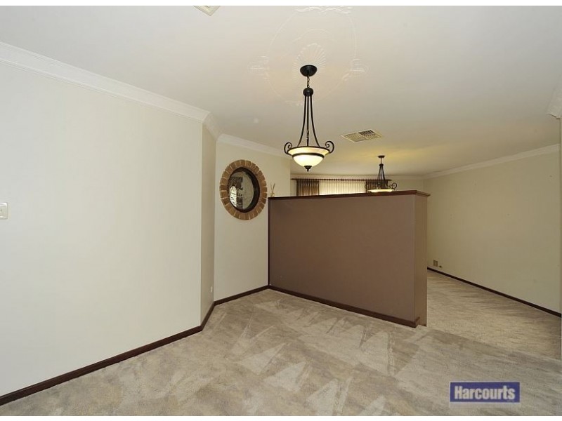 5 Summerlea Avenue, Meadow Springs WA 6210
