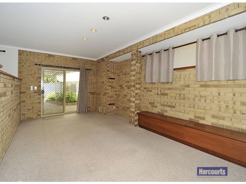 5 Summerlea Avenue, Meadow Springs WA 6210