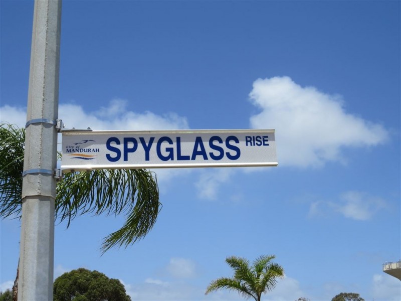 5 Spyglass Rise, Halls Head WA 6210
