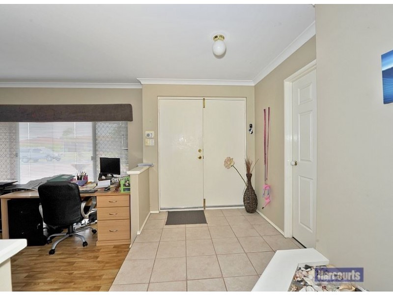 71 Admiralty Crescent, Halls Head WA 6210