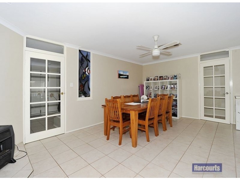 71 Admiralty Crescent, Halls Head WA 6210