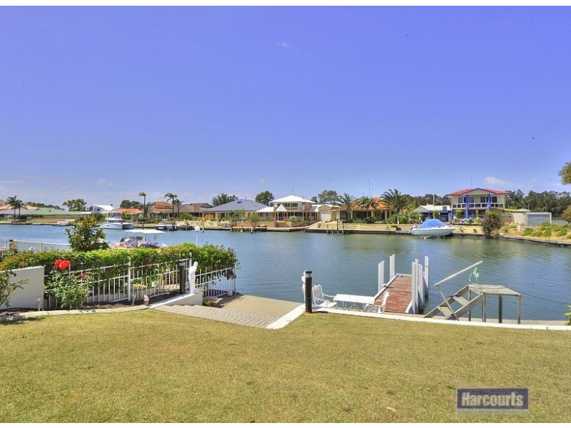 2 Warren Place, Dudley Park WA 6210