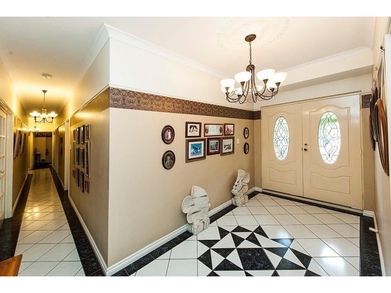 1 Butler Retreat, Waroona WA 6215