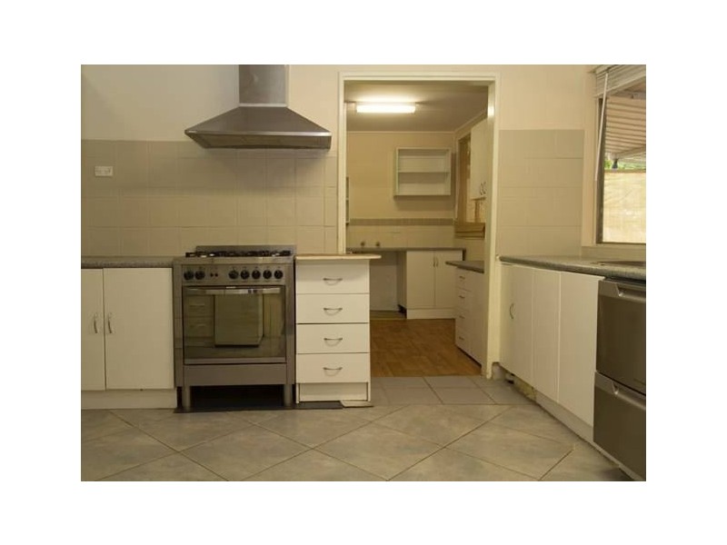 8 McDowell Street, Yarloop WA 6218