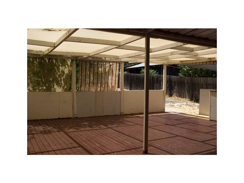 8 McDowell Street, Yarloop WA 6218