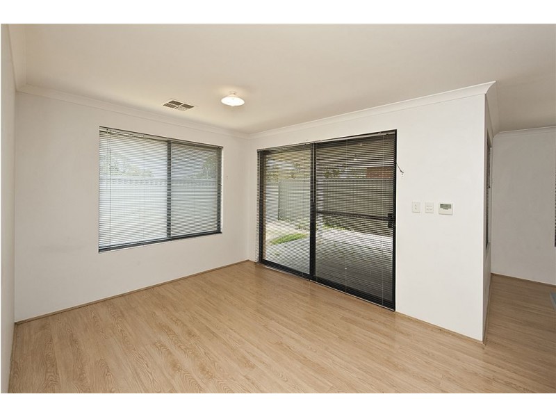 11b Wood Ave, Waroona WA 6215