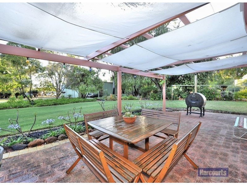 64 Nutbush Avenue, Falcon WA 6210