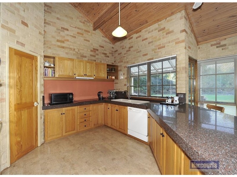 64 Nutbush Avenue, Falcon WA 6210