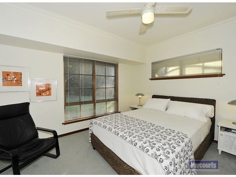 64 Nutbush Avenue, Falcon WA 6210