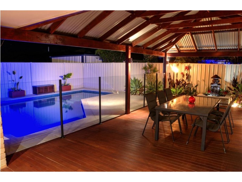 17 Mawson Grange, Lakelands WA 6180