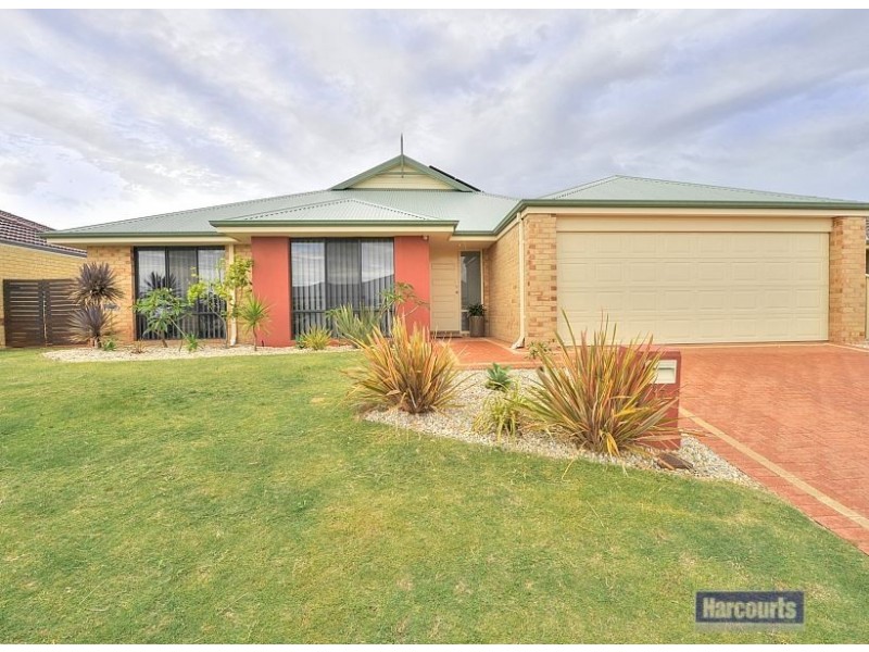 17 Mawson Grange, Lakelands WA 6180