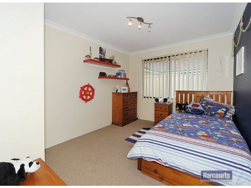 17 Mawson Grange, Lakelands WA 6180