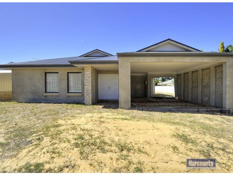 3B Oleander Place, Halls Head WA 6210