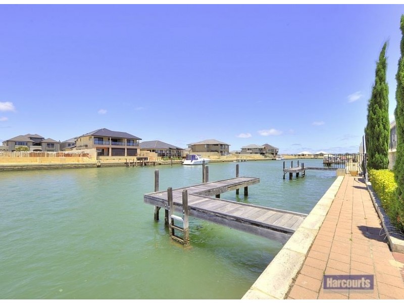 7 Twilight Court, Dudley Park WA 6210