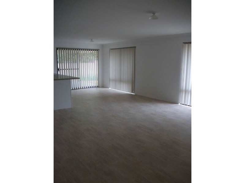 18 MENNA BRACE, Greenfields WA 6210