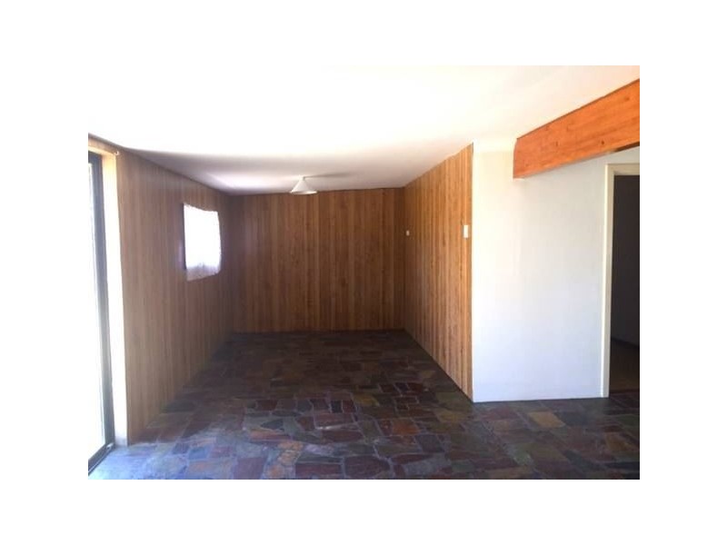 9 De Hamel Street, Waroona WA 6215