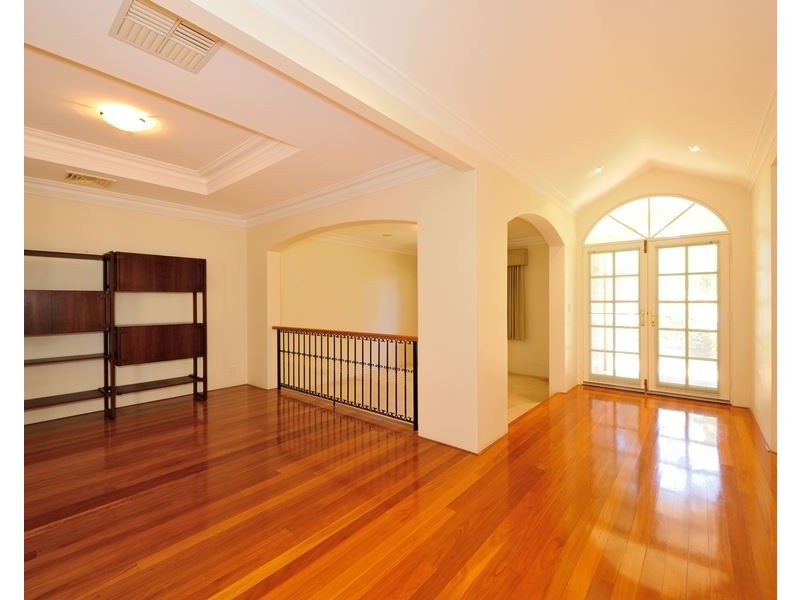 18 Monroe Retreat, Meadow Springs WA 6210