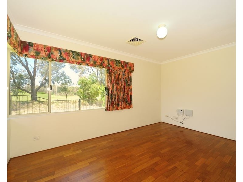 18 Monroe Retreat, Meadow Springs WA 6210