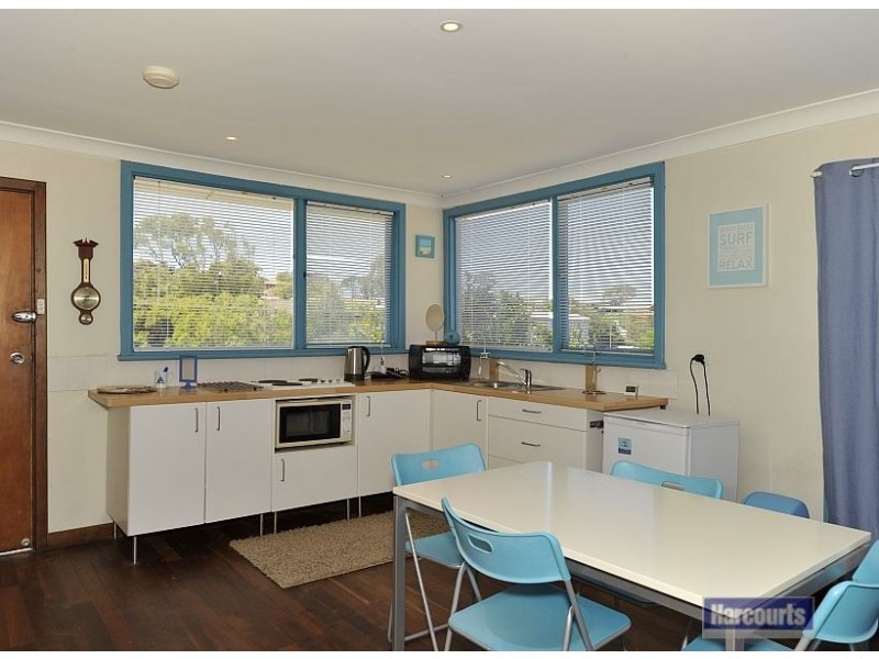 16 Leander Street, Falcon WA 6210