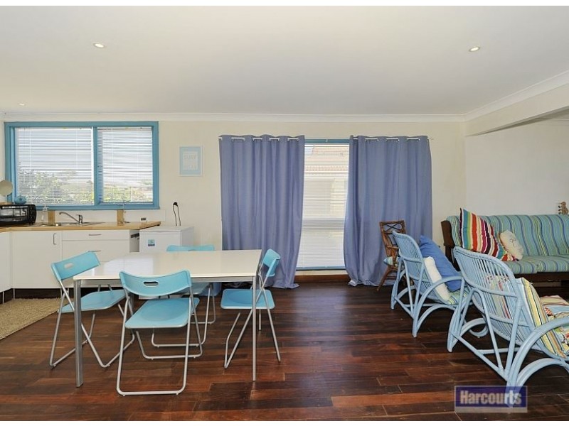 16 Leander Street, Falcon WA 6210