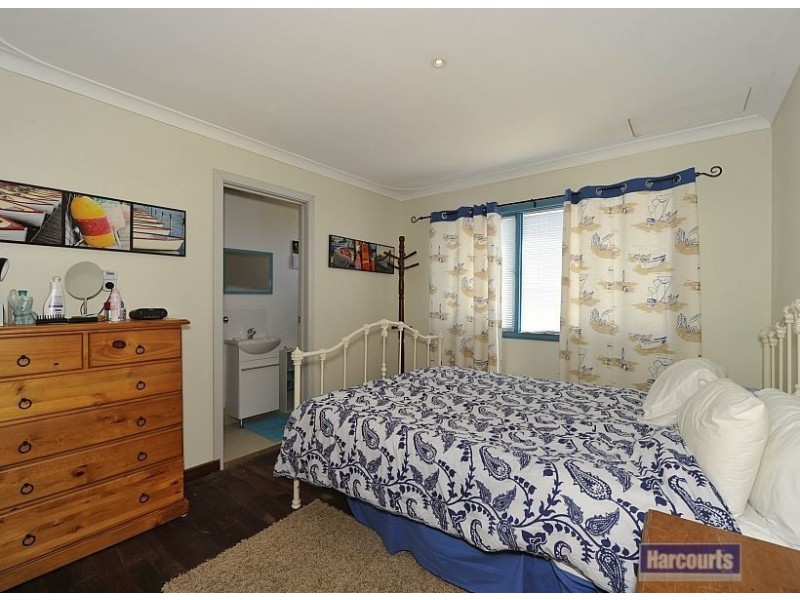 16 Leander Street, Falcon WA 6210