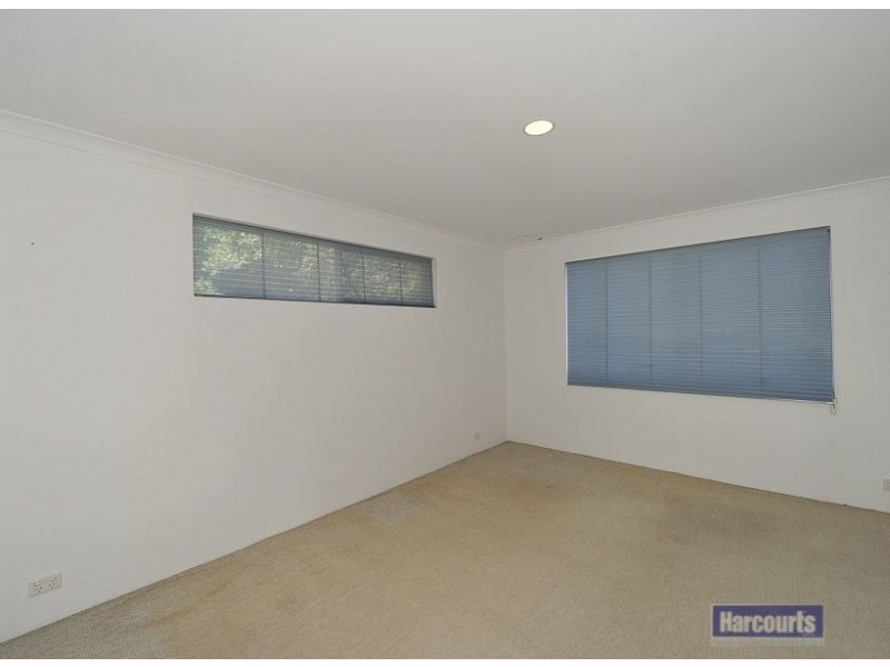 3 Janis Street, Halls Head WA 6210