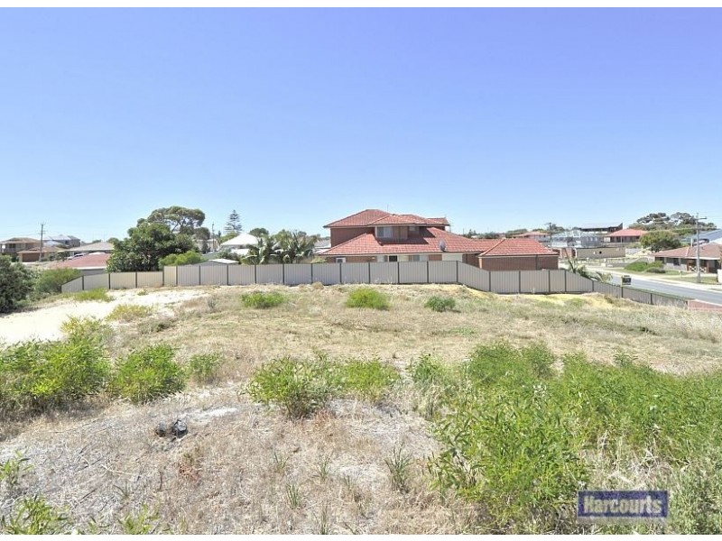 37 Yanrey Street, Golden Bay WA 6174