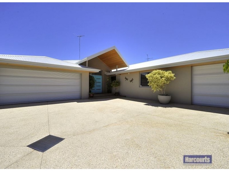 9 Quayside Close, Halls Head WA 6210