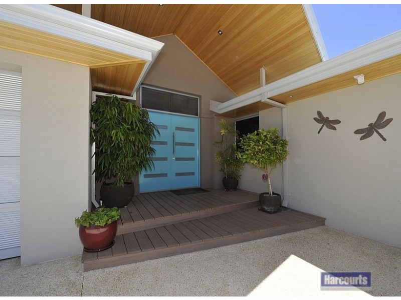 9 Quayside Close, Halls Head WA 6210