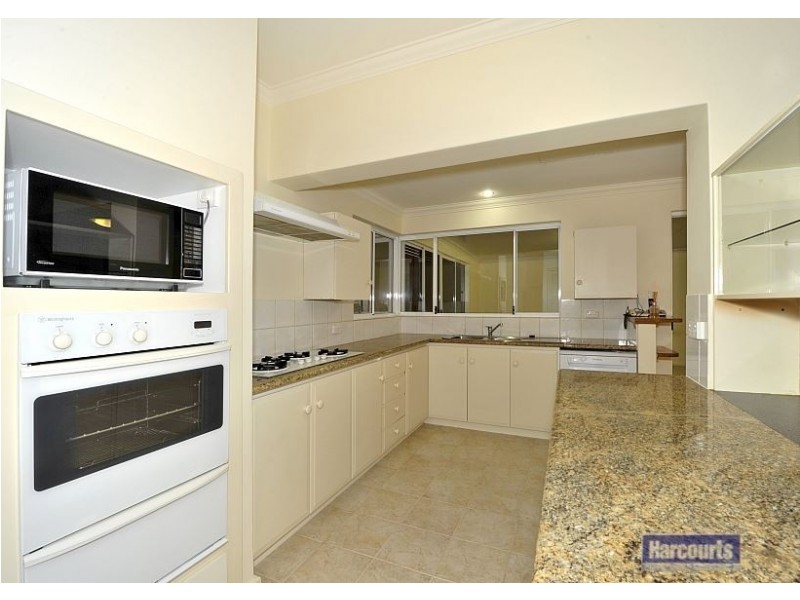 2/21 Caravel Way, Halls Head WA 6210