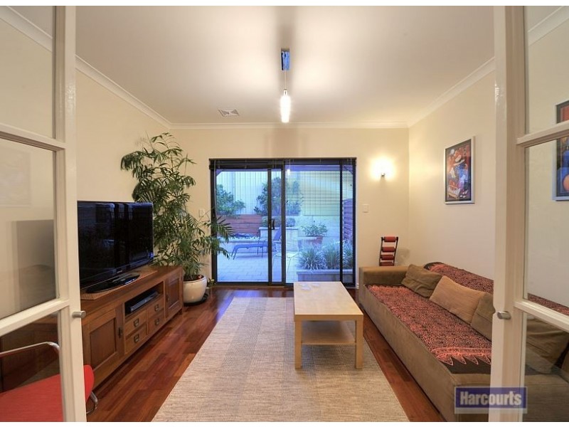 4 Mingenew Court, Dawesville WA 6211