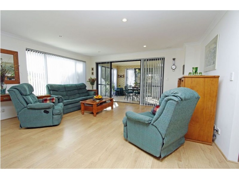 28 Dampier Avenue, Falcon WA 6210