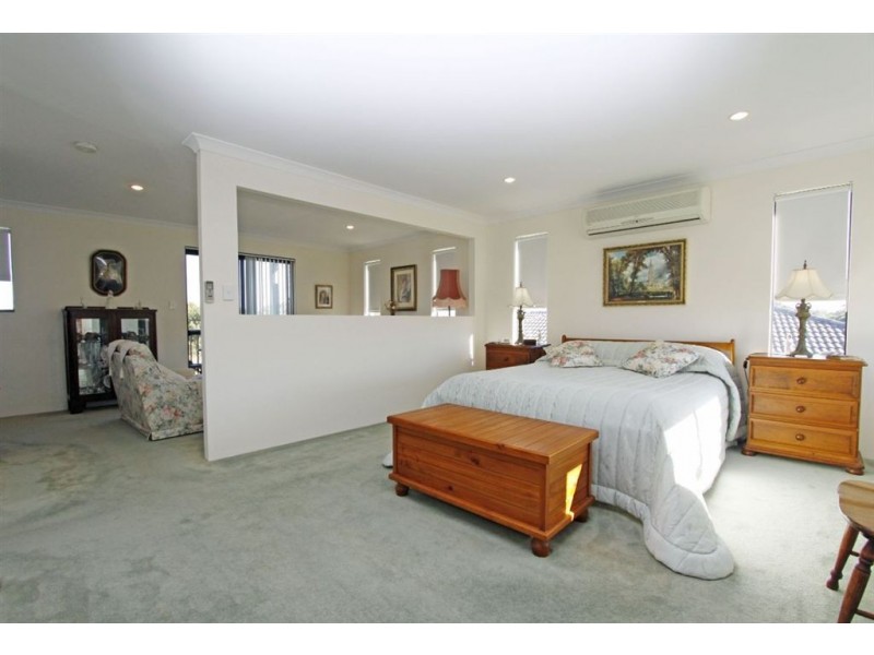 28 Dampier Avenue, Falcon WA 6210