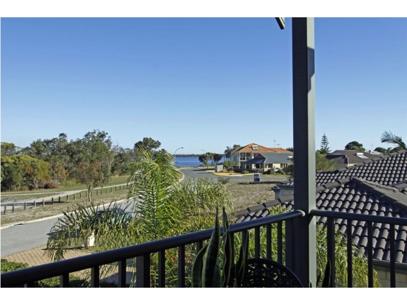 28 Dampier Avenue, Falcon WA 6210