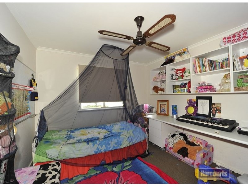 7 Derek Road, Coodanup WA 6210