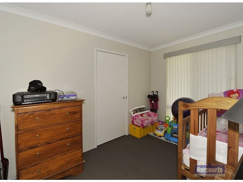 17 Tamarisk Drive, Halls Head WA 6210